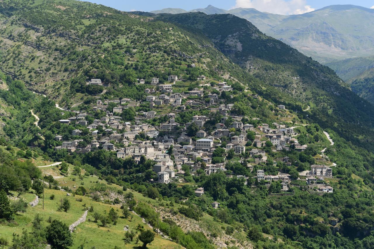 Gkoura Hotel Sirako Bagian luar foto